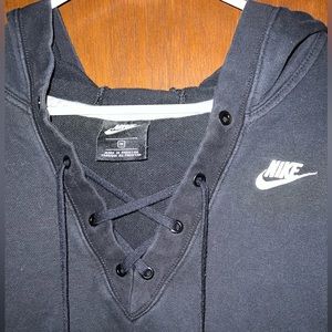 Oversized lightweight Nike hoodie!